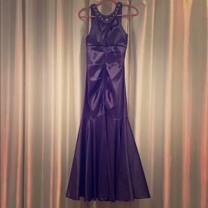 Gorgeous purple dress for any occasion